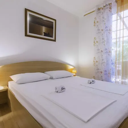 Enio Apartment *