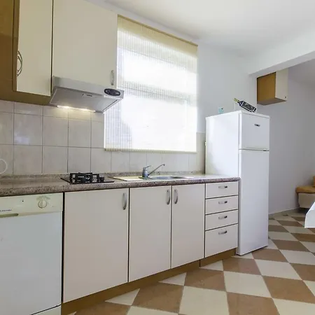 Apartment Enio *