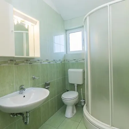 Enio Apartamento Murter